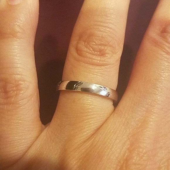 3mm Sterling Silver plain Wedding Band size 5 - Picture 3 of 8